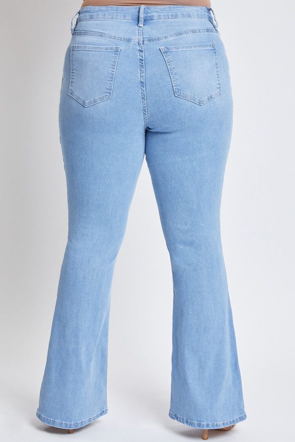 Women's Plus Size Basic Flare Jeans - Image 4