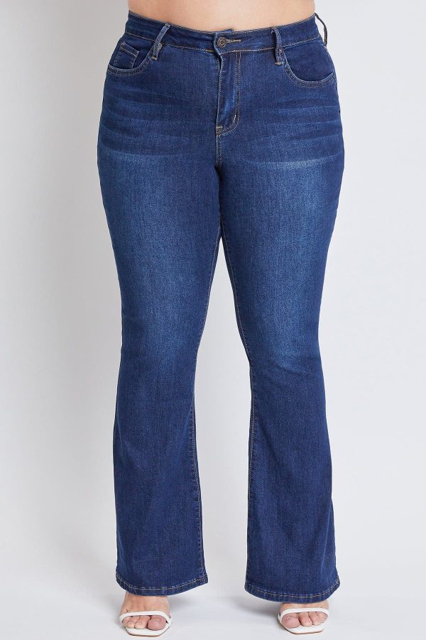 Women's Plus Size Basic Flare Jeans - Image 2